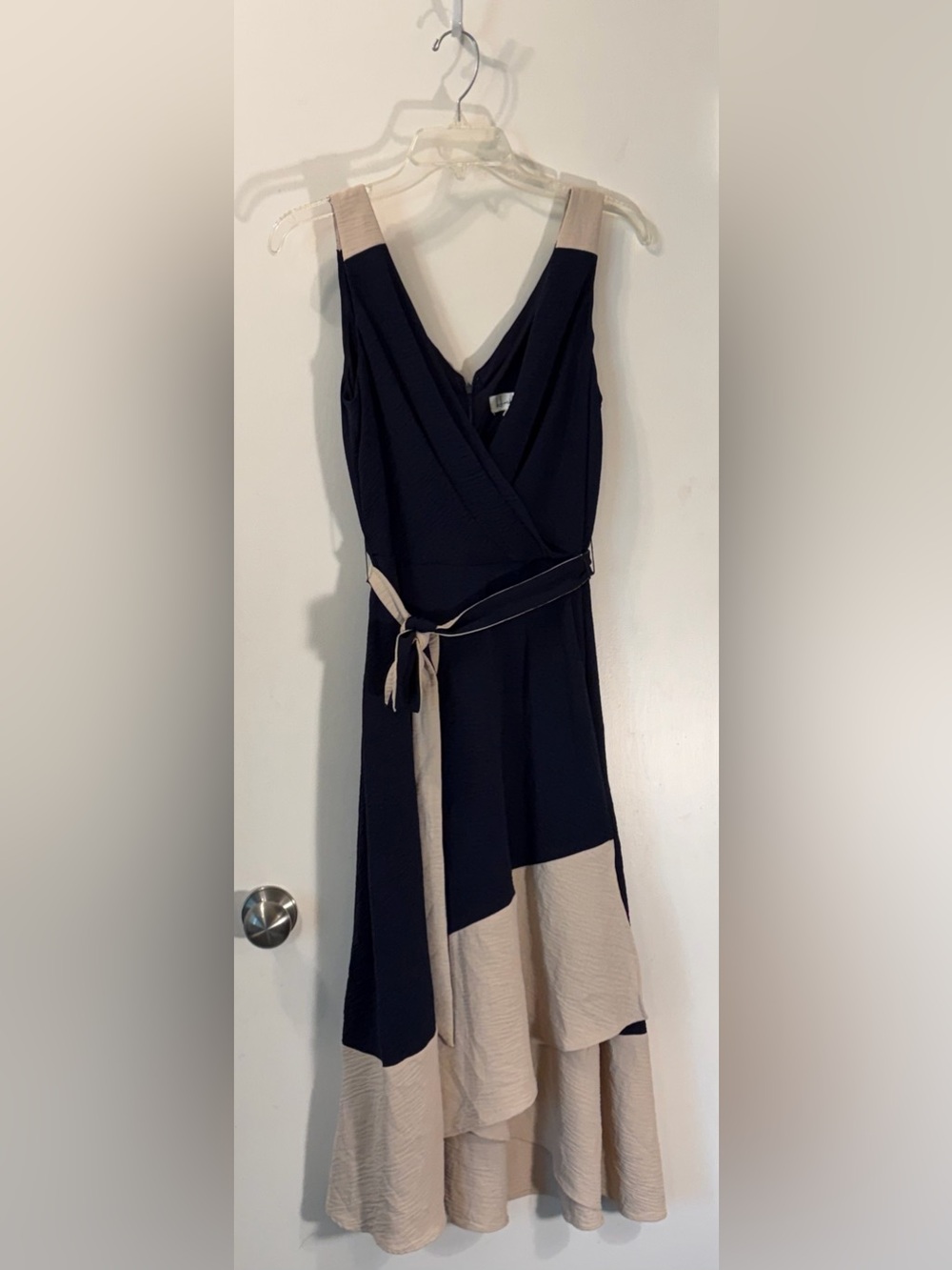 Sleeveless Navy Midi Dress with Cream Contrast